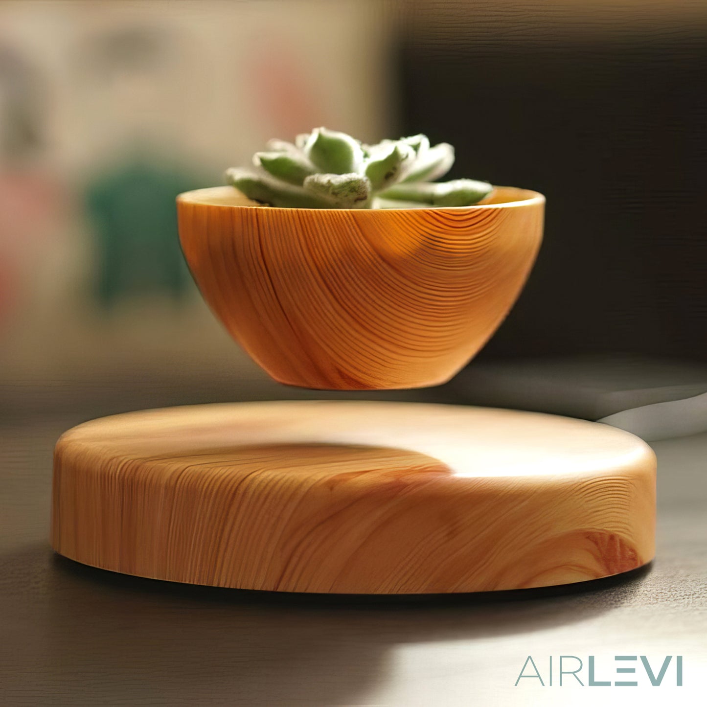 AirLevi™ Round Base Flying Wood